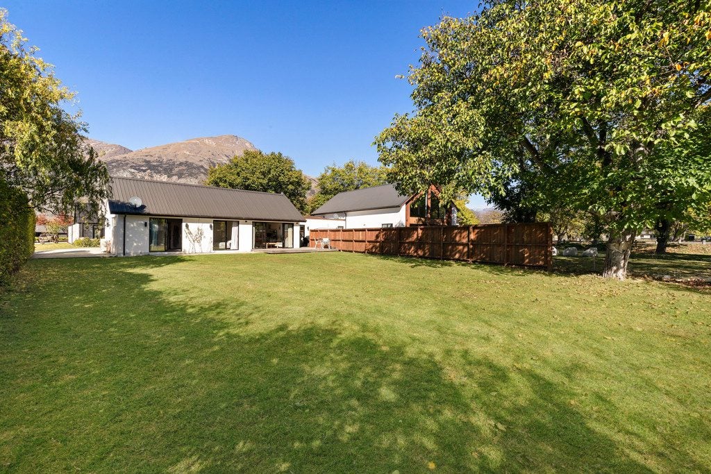 13 Quarry Place, Lake Hayes, Queenstown - Carousel 36