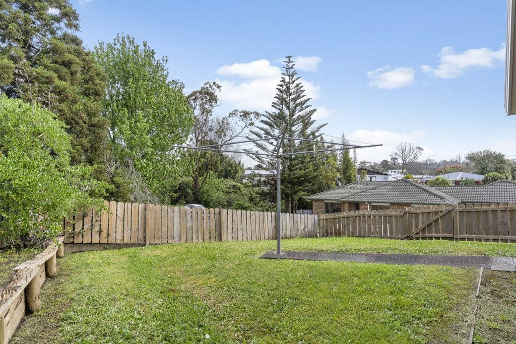 63 Sabulite Road, Kelston, Auckland - Carousel 10