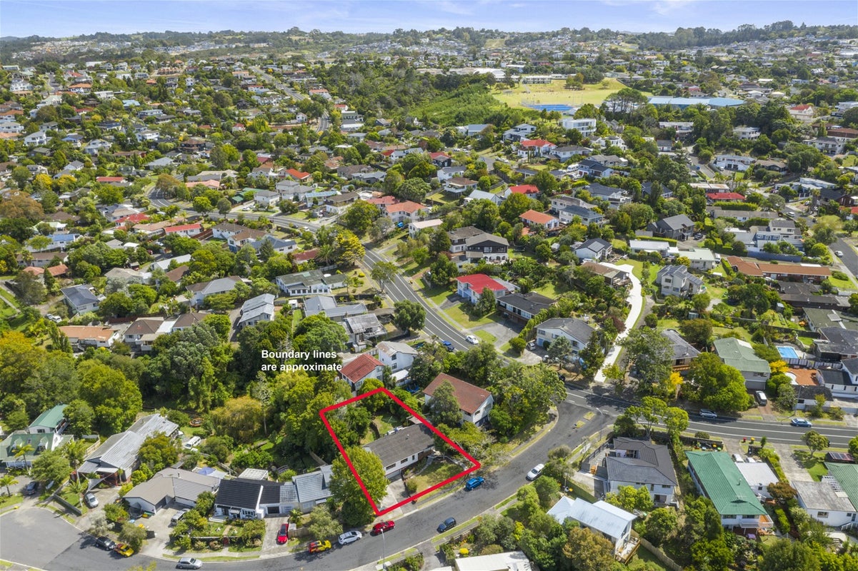 3 Scarlock Avenue, Browns Bay, Auckland - Carousel 23