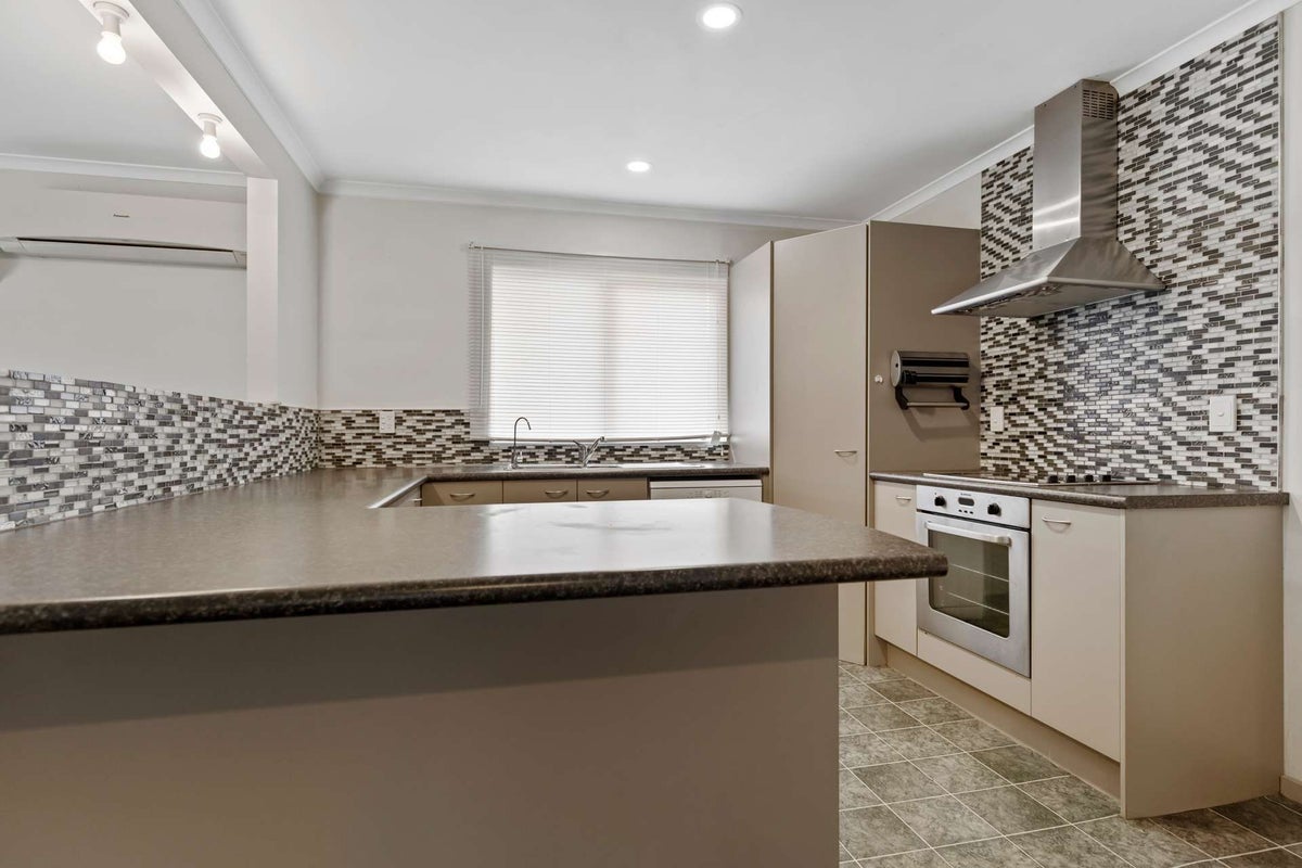 140C Rifle Range Road, Dinsdale, Hamilton - Carousel 2