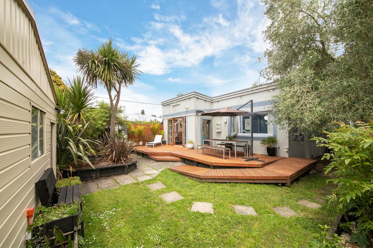 64 Routley Drive, Glen Eden, Auckland - Carousel 2