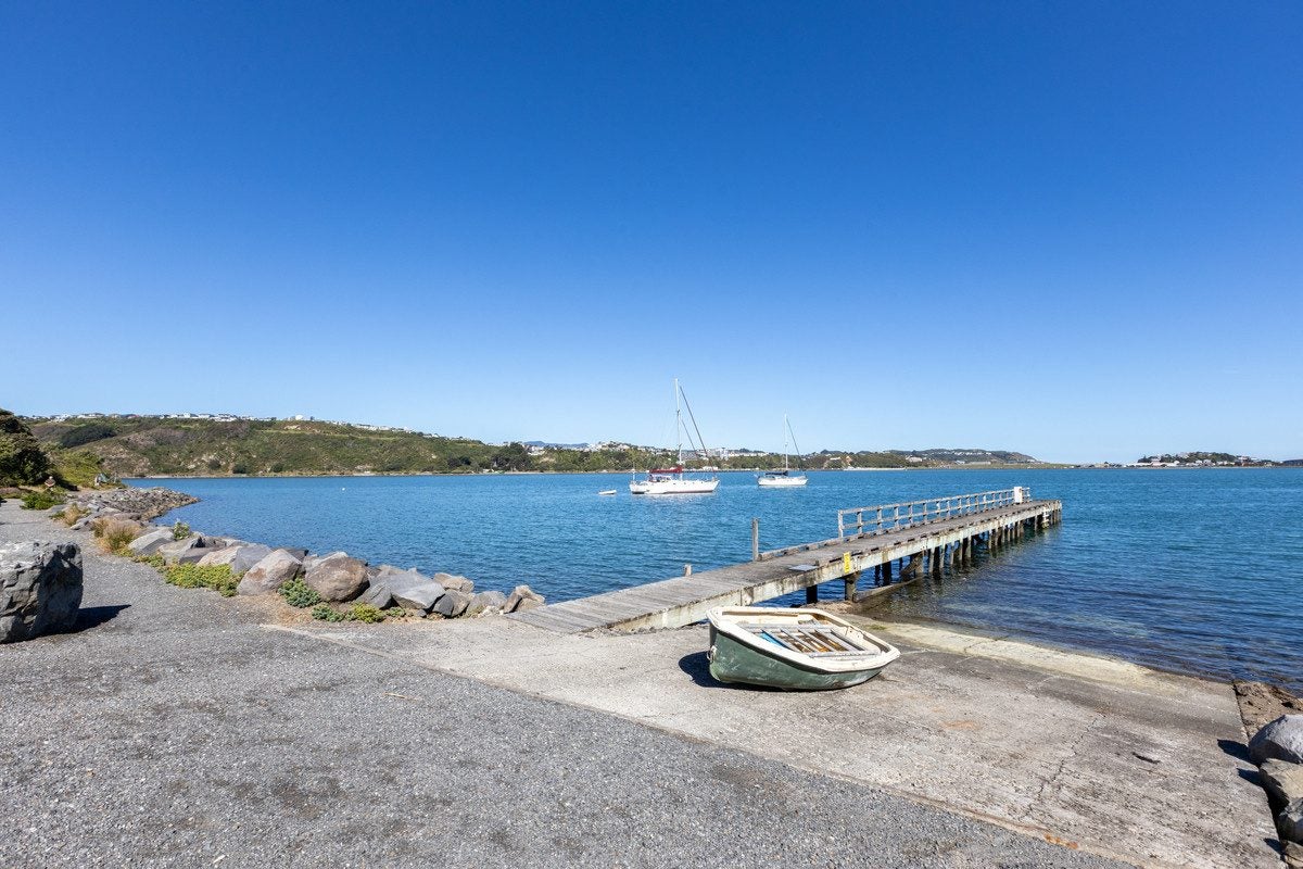 35/305 Evans Bay Parade, Hataitai, Wellington - Carousel 26