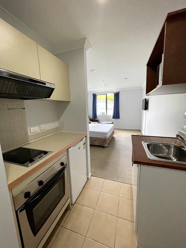 1J/160 Symonds Street, Grafton, Auckland - Carousel 6