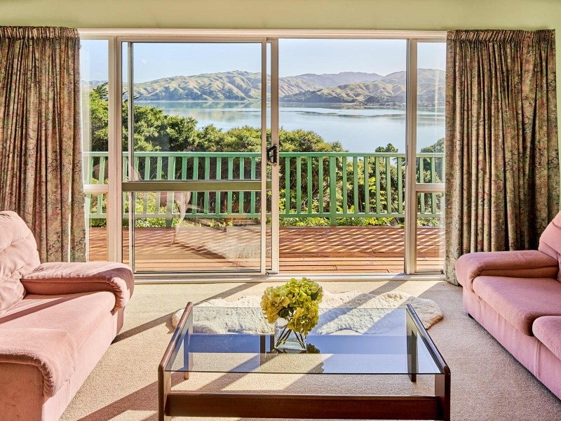 4 Luff Place, Whitby, Porirua - Carousel 2