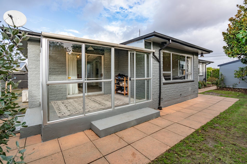 16 Mortlake Street, Islington, Christchurch - Carousel 1