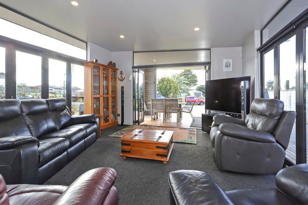 22 Costello Crescent, Pukehina, Te Puke - Carousel 1