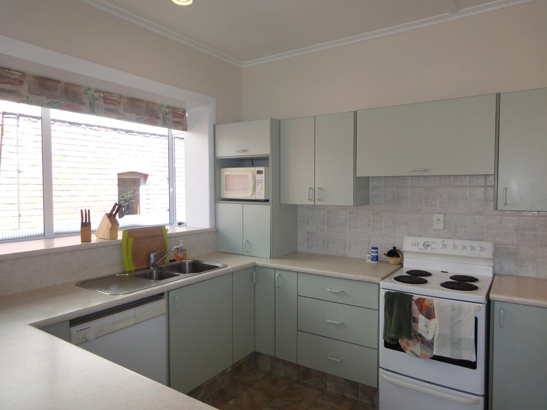 4 Nelson Terrace, Seaview, Timaru - Carousel 2