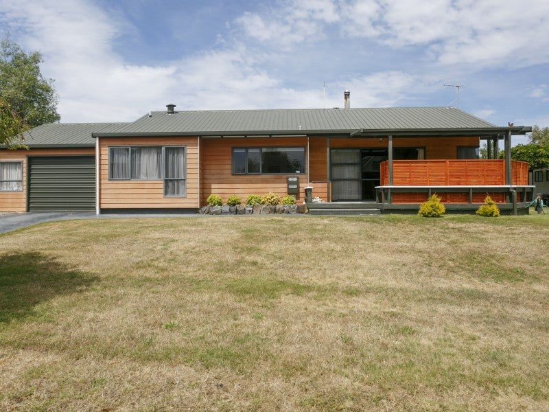 3 Gibbs Place, Kinloch, Taupo - Carousel 2