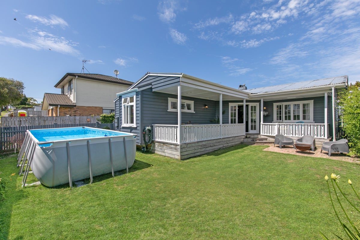 23 Gardner Avenue, New Lynn, Auckland - Carousel 2
