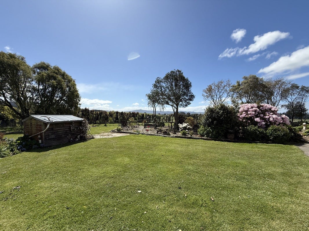 68 Allan Road, Waikoura, Otautau - Carousel 2