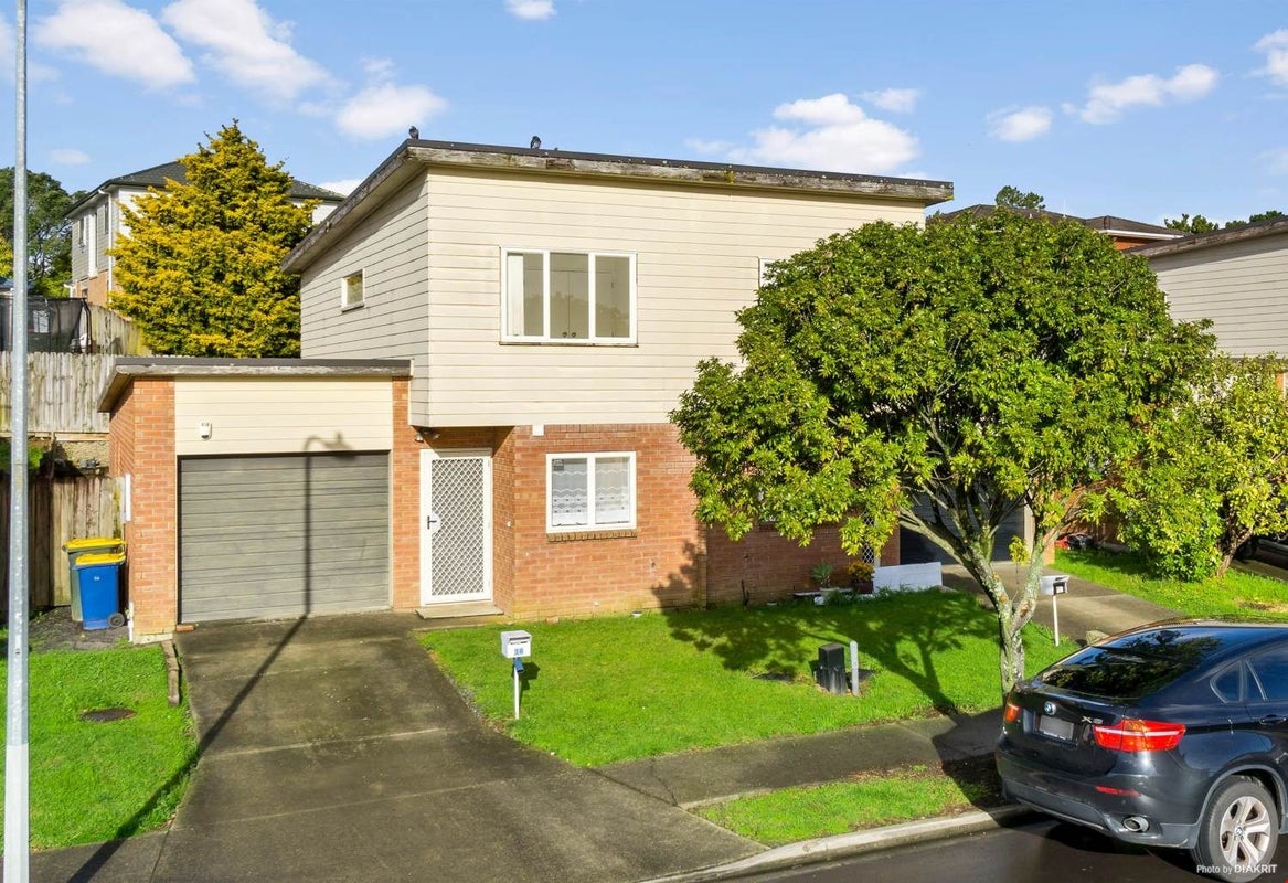 16 Brashier Circle, Sunnyvale, Waitakere City, Auckland - Carousel 1