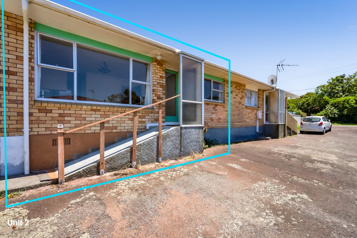 2/22 Hua Street, Bell Block, New Plymouth - Carousel 1