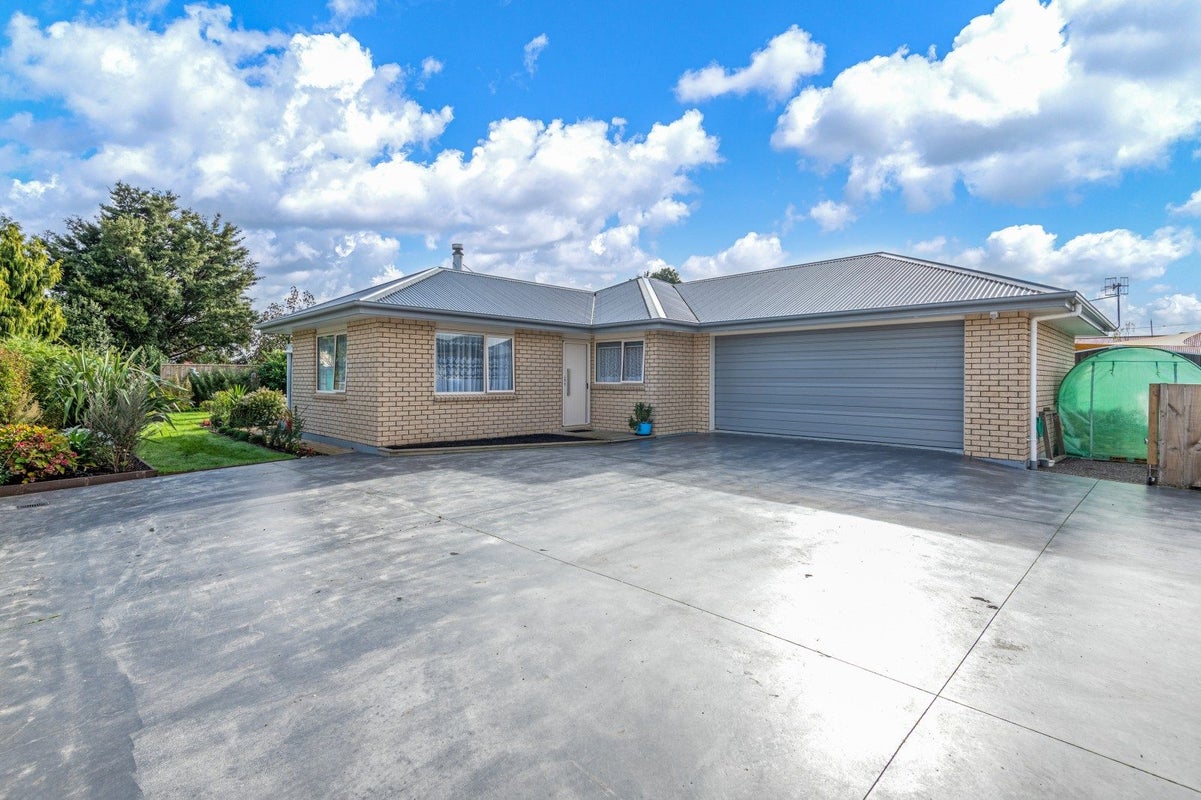 30B Tyndall Street, Pahiatua - Carousel 1