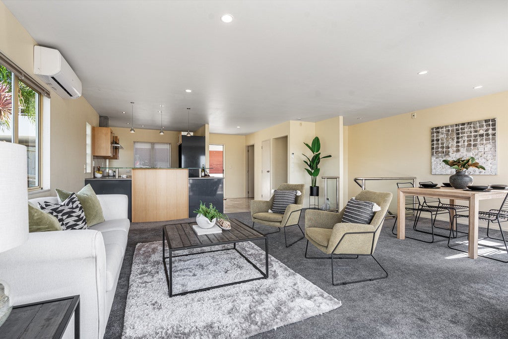 12/0 Exmouth Road, Northcote, Auckland - Carousel 1