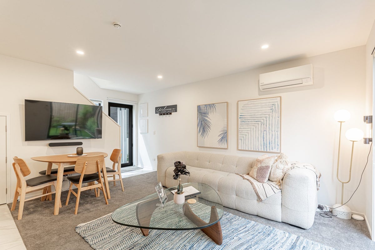 2/196 Worcester Street, Christchurch Central, Christchurch - Carousel 2