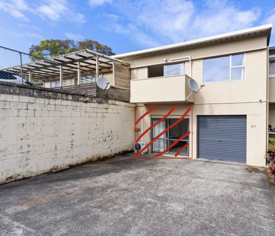 3/1 Botany Road, Howick, Auckland - Carousel 12