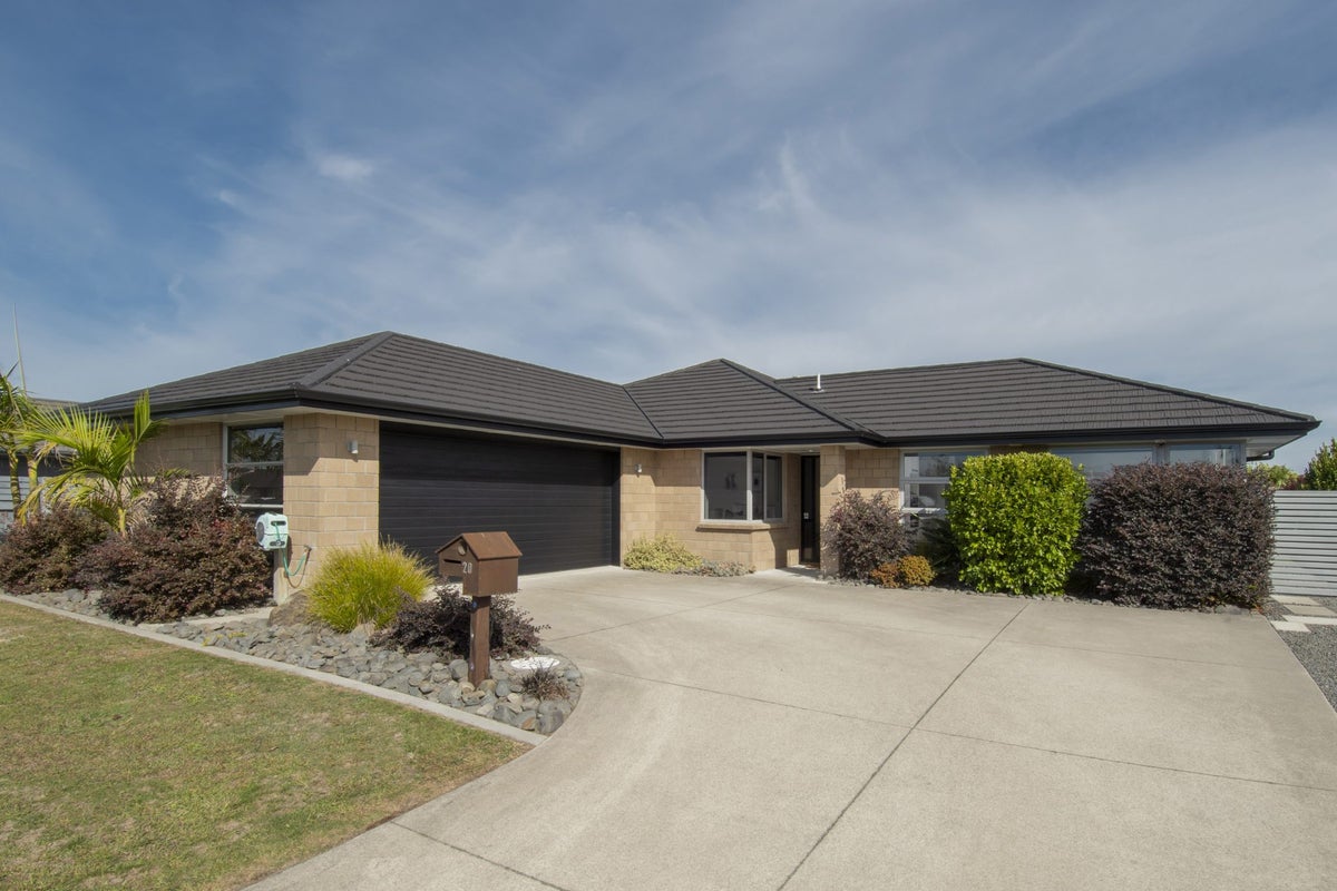 20 Rainey Crescent, Papamoa Beach, Papamoa - Carousel 2