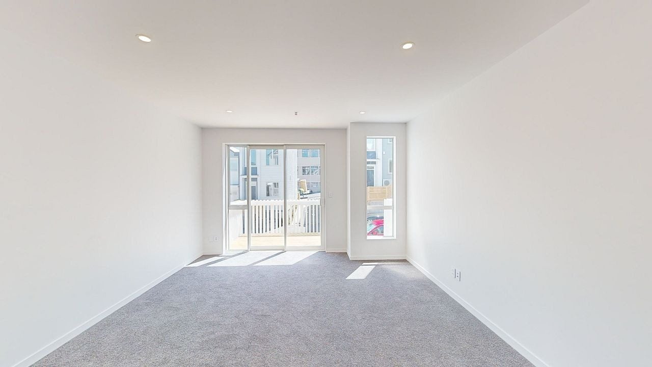 12/30 Pirie Street, Mount Victoria, Wellington - Carousel 2