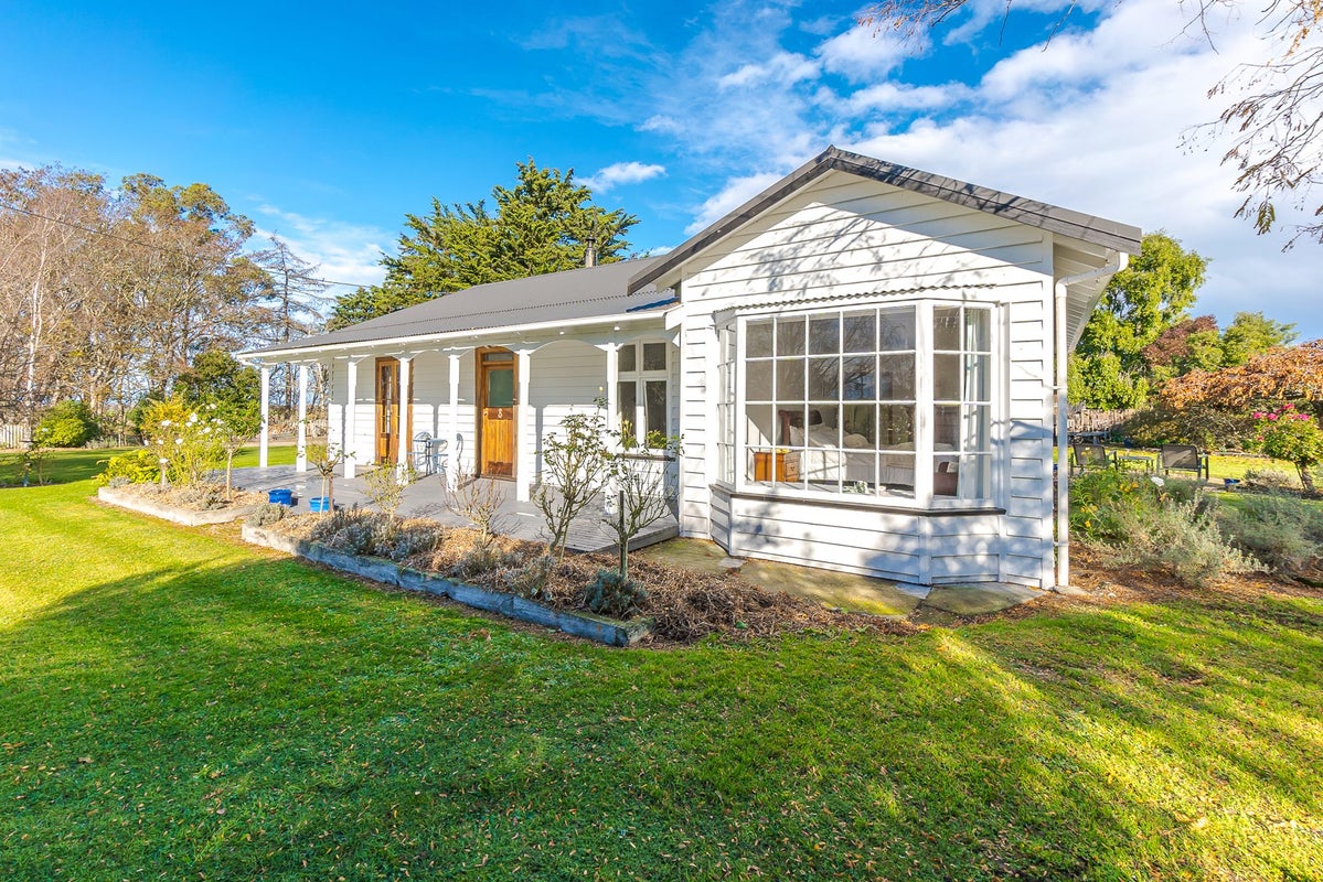 313 Summerleaze Road, Pareora West, Timaru - Carousel 1