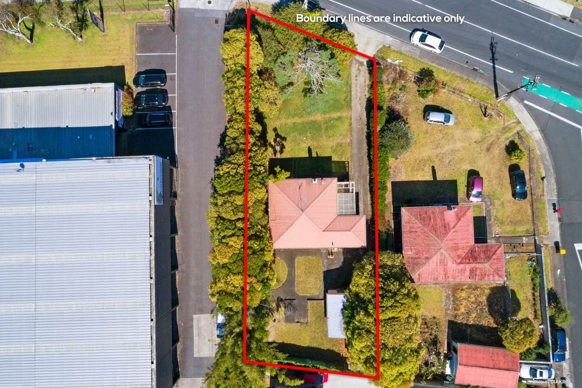 16 Noel Burnside Road, Wiri, Auckland - Carousel 1