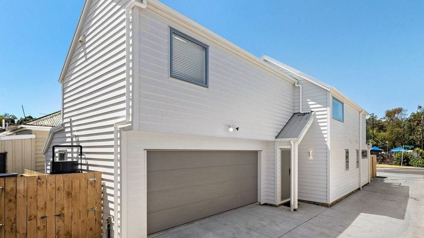 60 Selwyn Street, Onehunga, Auckland - Carousel 1