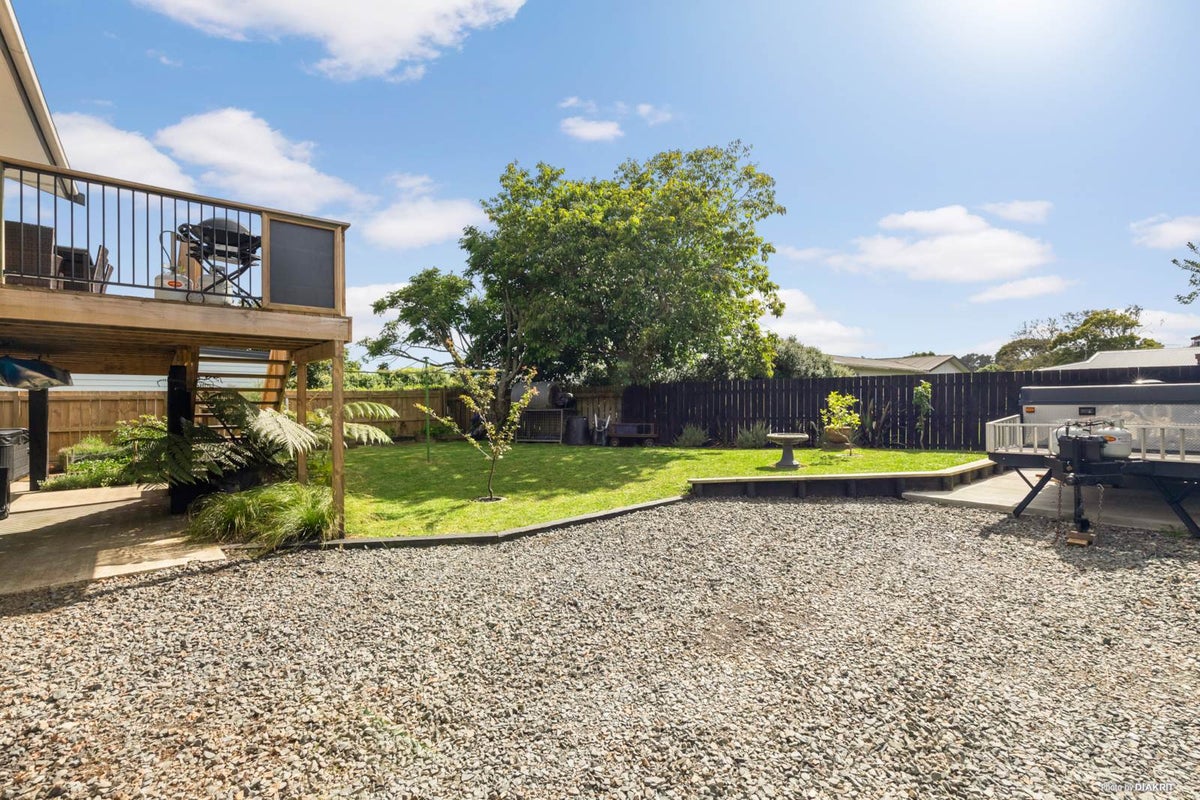 4 Noble Street, Waiuku, Waiuku - Carousel 1
