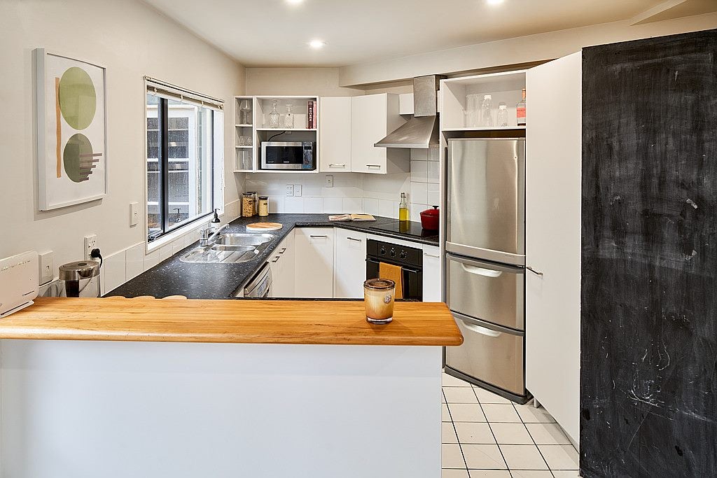 408A Broadway, Miramar, Wellington - Carousel 2