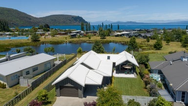 9 Pukeko Way, Kinloch, Taupo - Carousel 1
