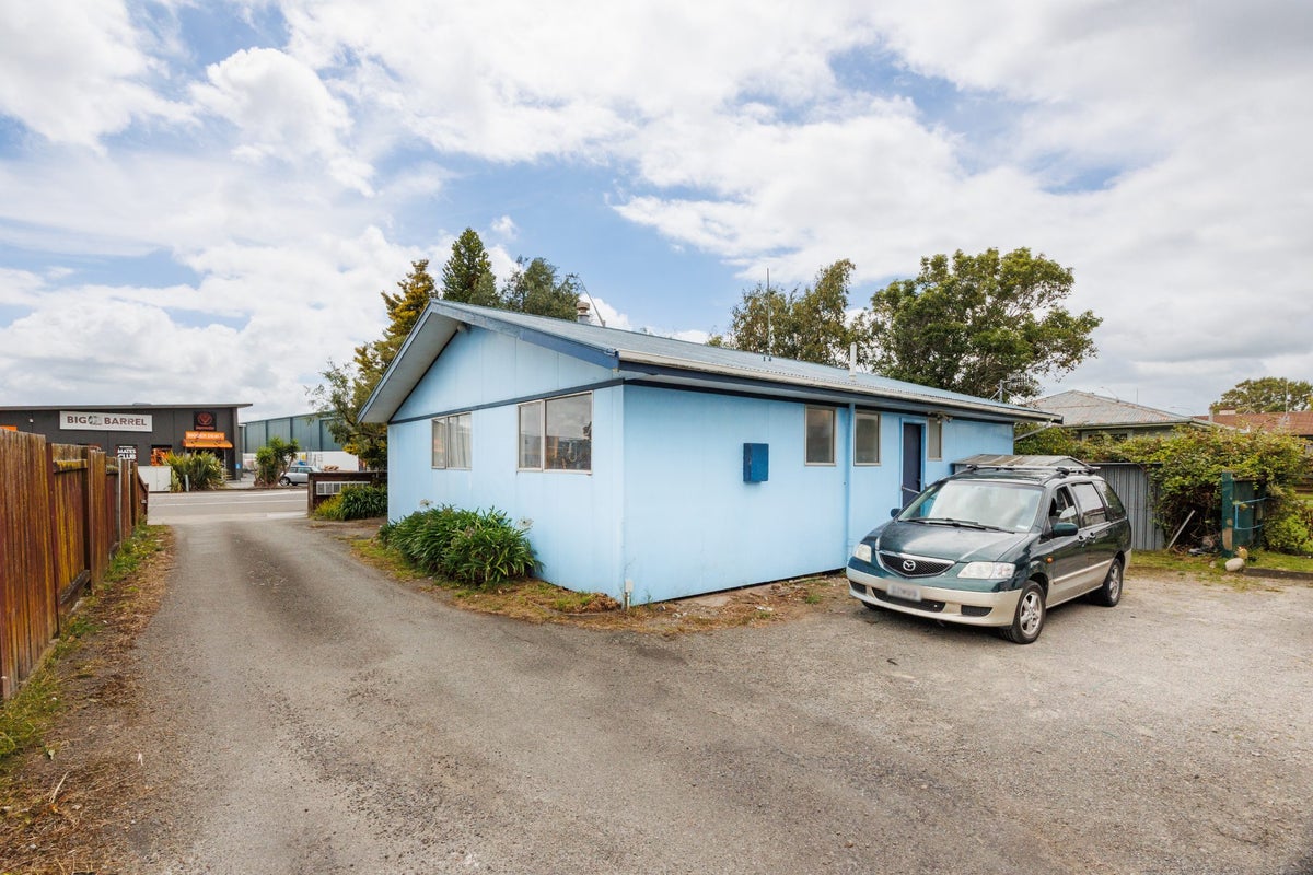 1/976 Tremaine Avenue, Roslyn, Palmerston North - Carousel 17