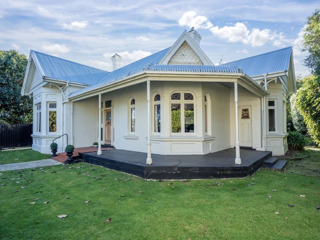 22 Duke Street, Gladstone, Invercargill - Carousel 1