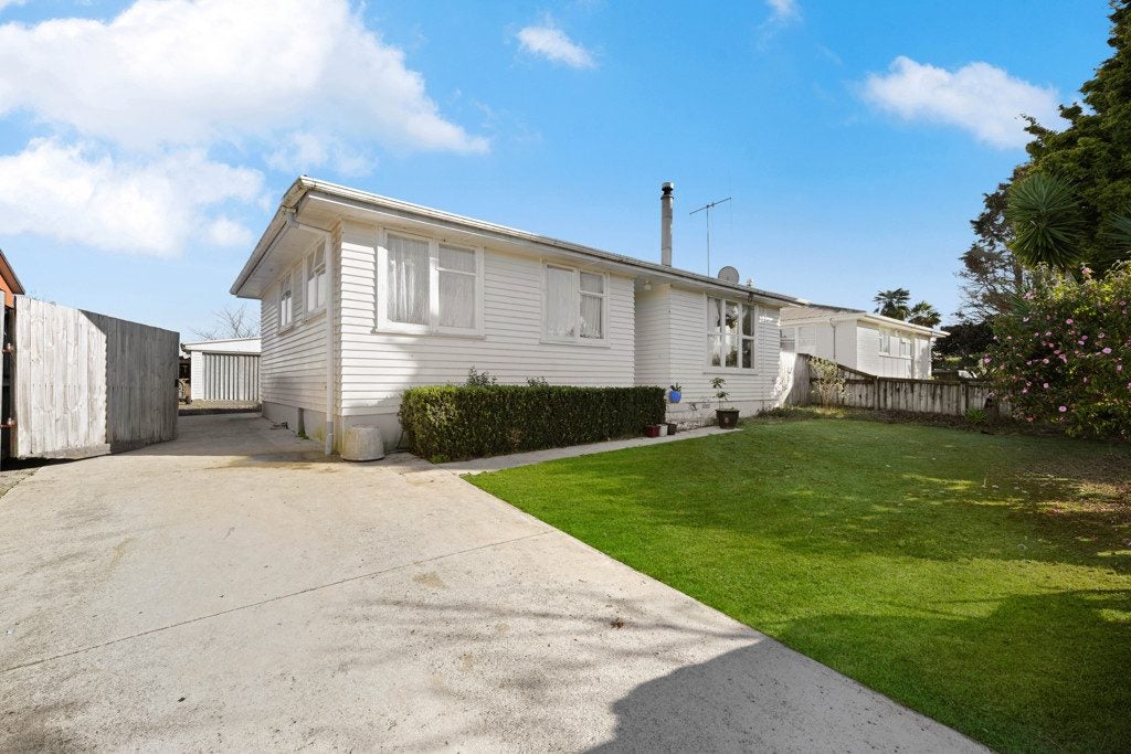 103 Pine Avenue, Melville, Hamilton - Carousel 2