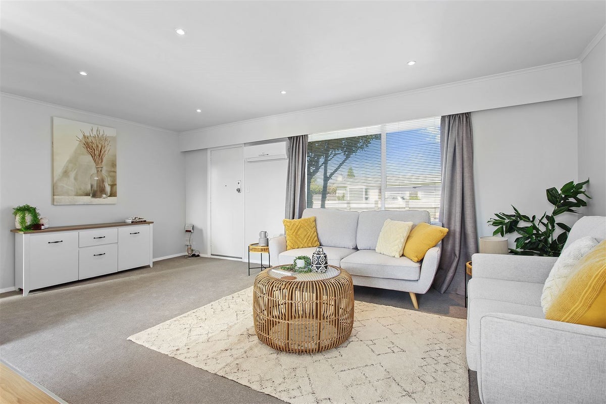 1A Bermuda Drive, Hornby, Christchurch - Carousel 2