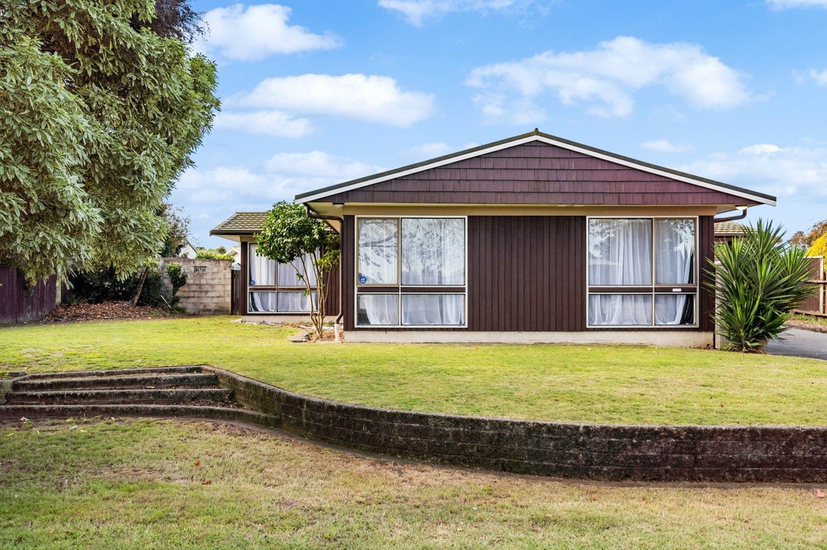 186 Flaxmere Avenue, Flaxmere, Hastings - Carousel 1