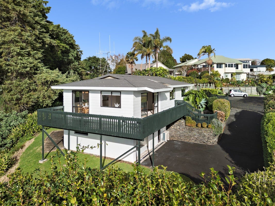 18 Waikareao Way, Brookfield, Tauranga, Bay Of Plenty - Carousel 1