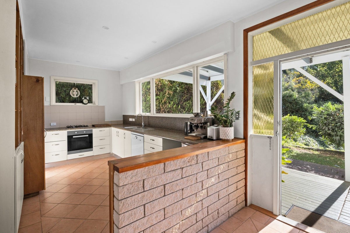 17 Fitzroy Road, Bluff Hill, Napier - Carousel 2