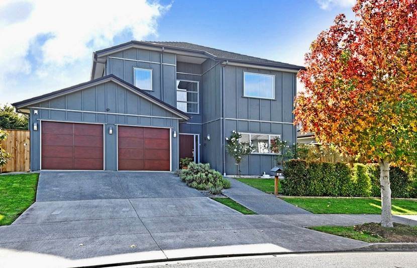 61 Pickaberry Avenue, Karaka, Papakura - Carousel 1