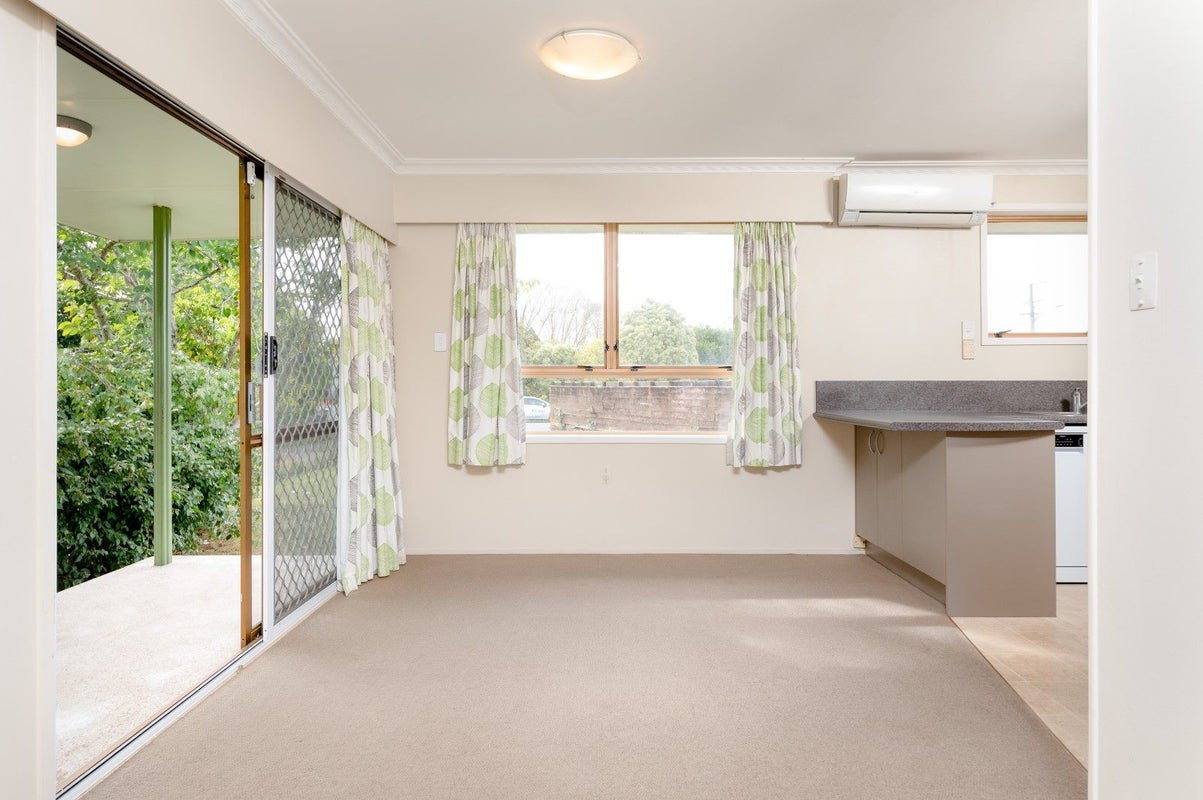 53A Silverdale Road, Silverdale, Hamilton - Carousel 2