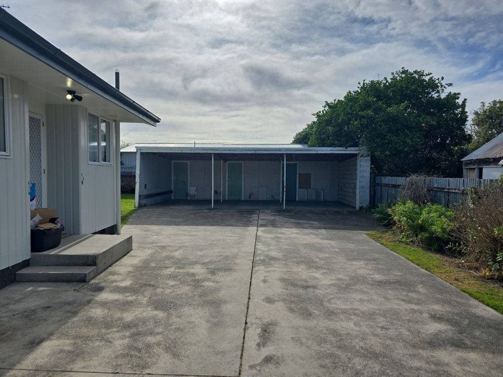 2/447 Palmerston Road, Gisborne, Gisborne - Carousel 11