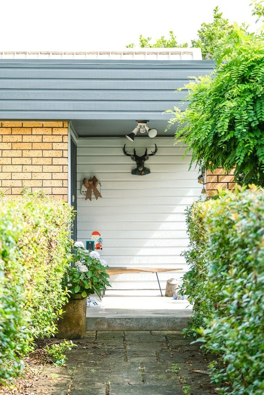 9 Claude Street, Fairfield, Hamilton - Carousel 2