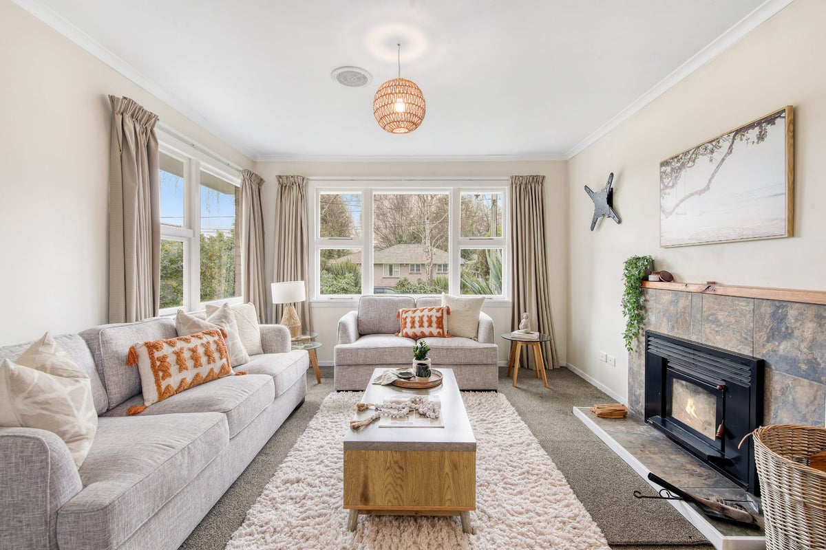 1/7 Bevington Street, Avonhead, Christchurch - Carousel 1