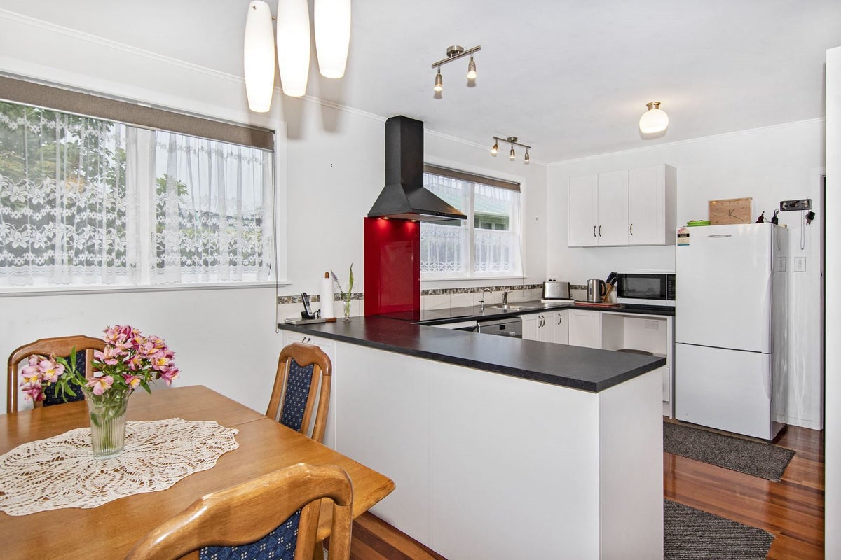 23 Kokich Crescent, Onerahi, Whangarei - Carousel 2