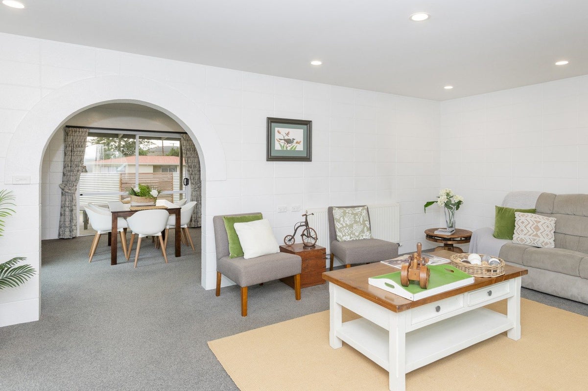 2 Turanga Street, Kaiti, Gisborne - Carousel 1
