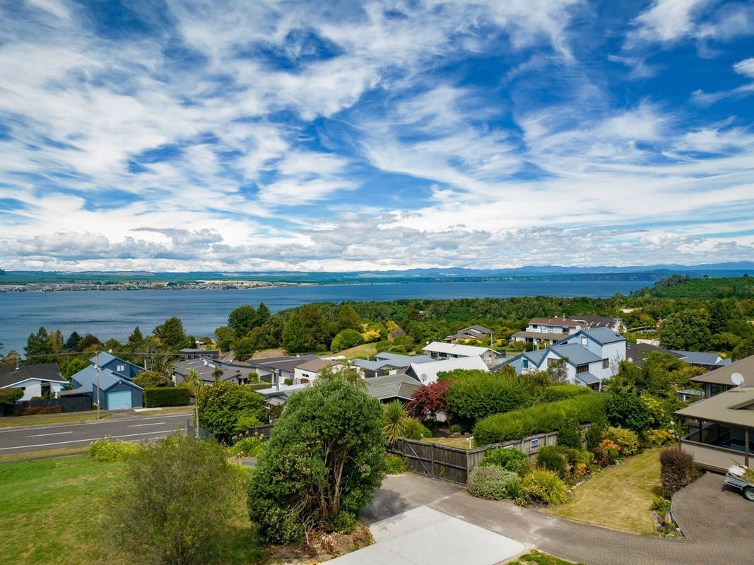 102 Wakeman Road, Acacia Bay, Taupo - Carousel 23