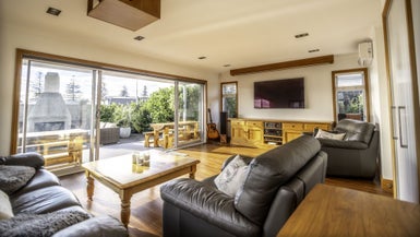 7 Kenny Avenue, Ahuriri, Napier - Carousel 1