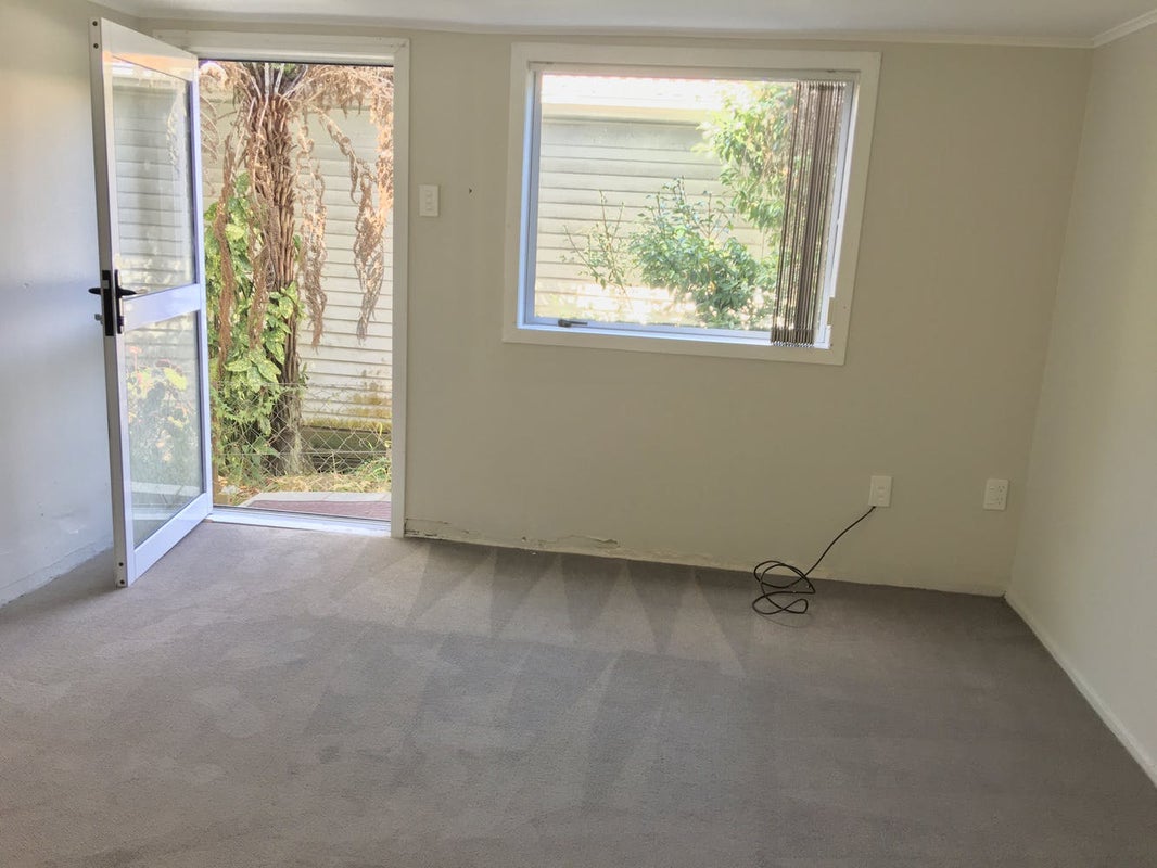 4 Utting Street, Birkdale, Auckland - Carousel 21