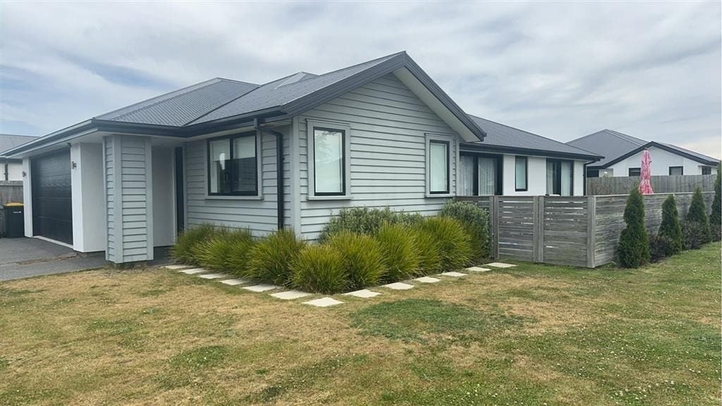 27 Perendale Street, Belfast, Christchurch - Carousel 1