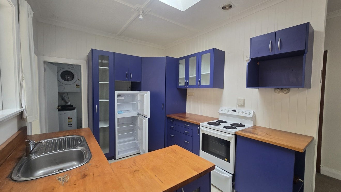 26 Honiana Te Puni Street, Aro Valley, Wellington - Carousel 2