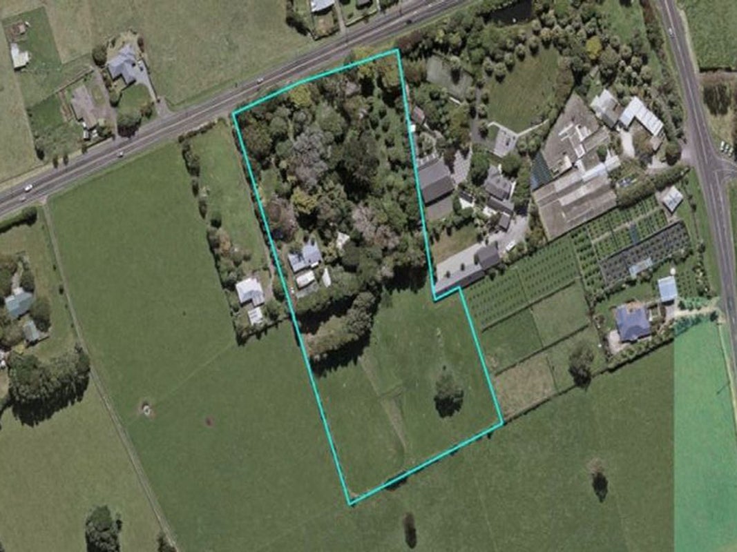 1252 Devon Road, Sentry Hill, New Plymouth - Carousel 34