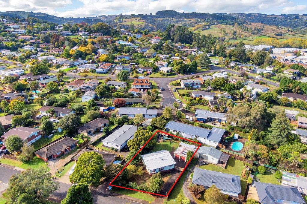 7 Mack Place, Red Hill, Papakura - Carousel 2