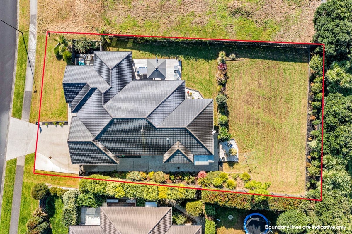 55 Liberty Crescent, Beachlands, Auckland - Carousel 2